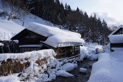 Tsurunoyu-Onsen-Snow