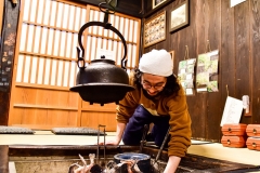 Yomoshiro-Staff